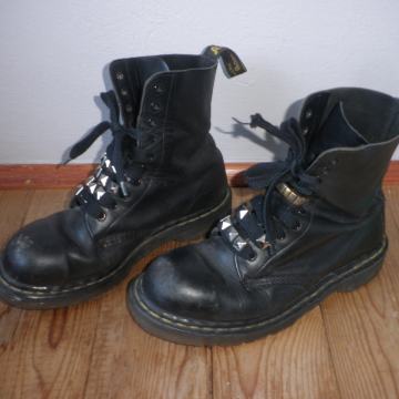 MARTE DR MARTENS - ŽENSKE KOŽNE CIPELE / ČIZME 39 MADE IN ENGLAND