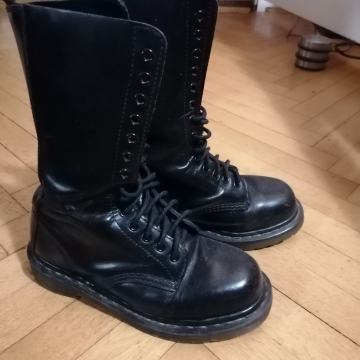 Marte vel. 37, skoro nove