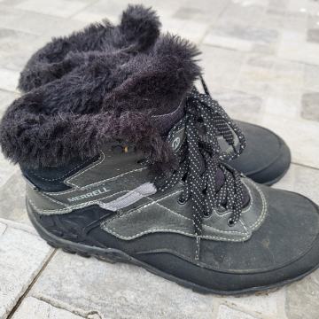 Merrell gležnjače vel. 38