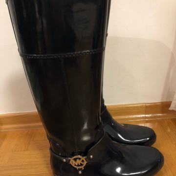 Michael Kors gumene čizme 41