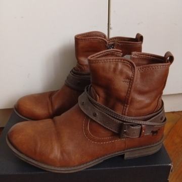 MUSTANG ČIZMICE 40 BR.PO MENI 39BROJ.POŠT.UKLJUČ