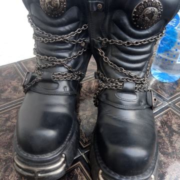 New Rock kozne cizme, broj 40