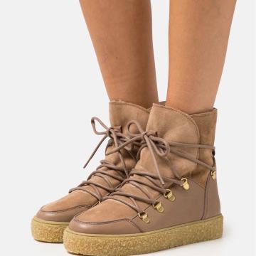 Pavement LOLA - Gležnjače 40