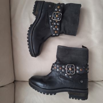 Pepe Jeans kozne cizme br 37