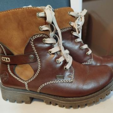 Rieker gležnjače br.37