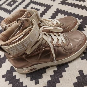 Replay gleznjace obuvene 2,3 puta 39 vel. kao nove