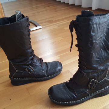 Rieker kozne cizme br 37