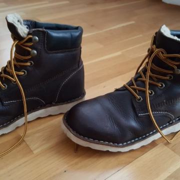 Rugged kozne cizme br 39