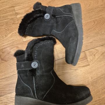 SKECHERS ŽENSKE ČIZMICE 38