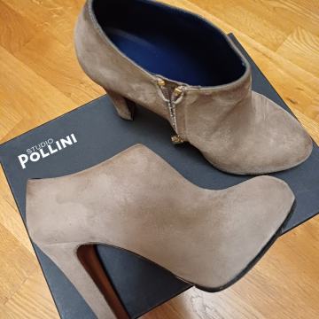 Studio Pollini čizmice