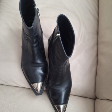 THE KOOPLERS kozne cizme br 40