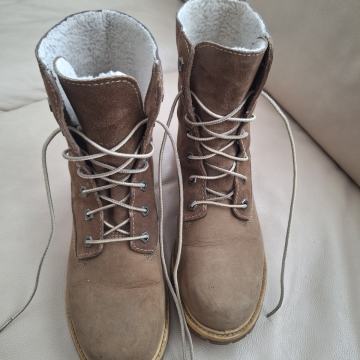 Timberland  cizme br 38.5