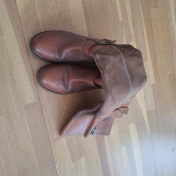 Timberland cizme br 42