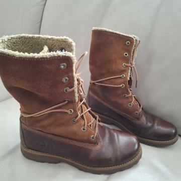TIMBERLAND kozne cizme br 37.5
