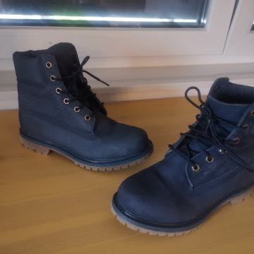TIMBERLAND KOŽNE ČIZME - NOVE - LIJEVA VEL. 37,DESNA VEL. 38