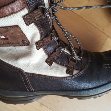 Tommy Hilfiger cizme br 38