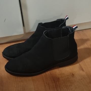 TOMMY HILFIGER GLEZNJACE BR 41