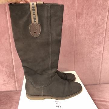 Tommy Hilfiger ženske čizme 40