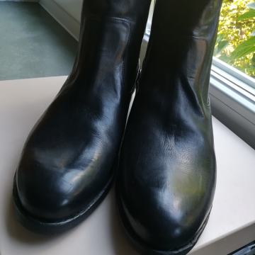 TwinSet NOVE gležnjače, vel 40.5