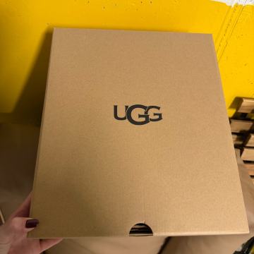 Ugg cizme