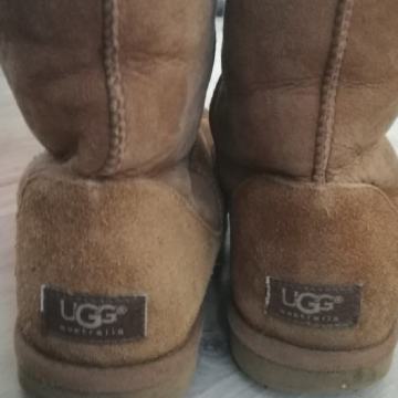 UGG ČIZMICE - gamoš boja, pravo vuneno krzno