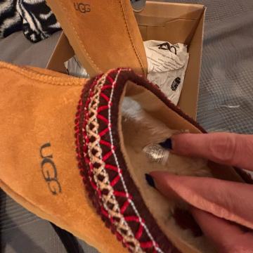 Ugg tazz, 40