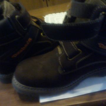 muške  čizmice zimske Deckers