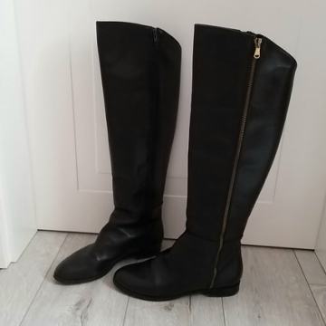Visoke kožne čizme 38