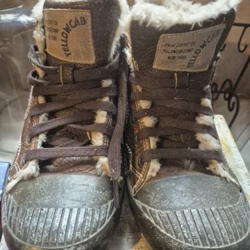 Yellow cab zimske kožne gležnjače broj 38