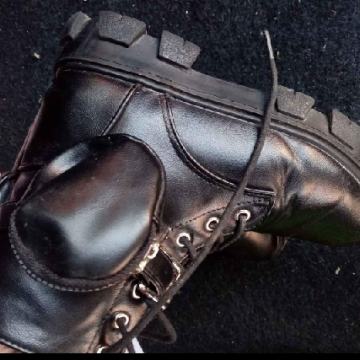 Zara br 36 kožne udobne ČIZMICE kvalitetne