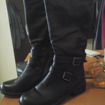 Zara br.36 nove kožne udobne i lijepe čizmice
