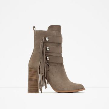 Zara kožne cizme br.40