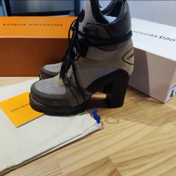 Ženska obuća, čizme, gležnjače Louis Vuitton, koža, na skladištu
