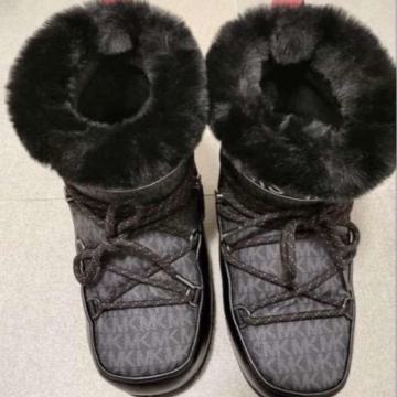 Ženske buce za snijeg- Michael Kors