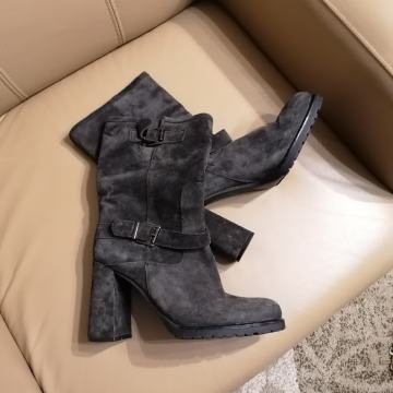 Ženske čizme br 39 antilop sive