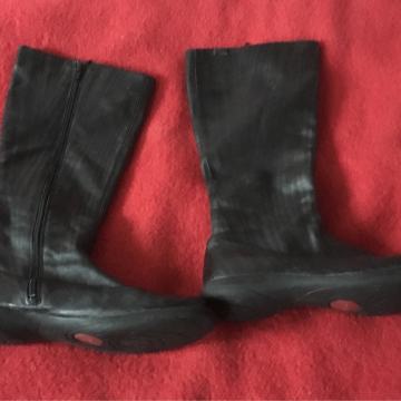 ŽENSKE ČIZME BR 39 HUNTER