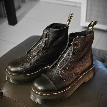 Ženske čizme Dr. Martens br. 39
