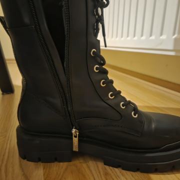 Ženske čizme Guess