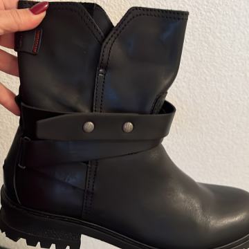 Ženske čizme Hilfinger