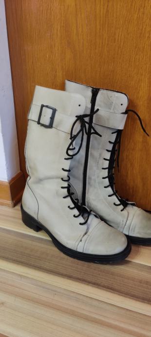 ženske čizme-koža SAMO!! 6€
