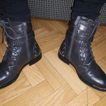 Ženske čizme KOŽNE 37 -Moguće slanje