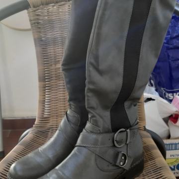 ŽENSKE ČIZME - malo nošene!!!