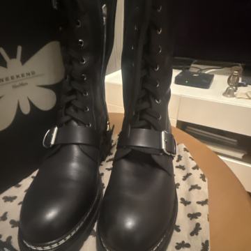 Ženske čizme  Max Mara