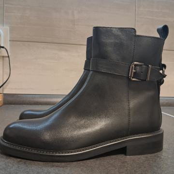 ženske čizme Nessi