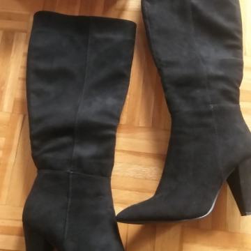 Ženske čizme na petu, 39, novo !!!