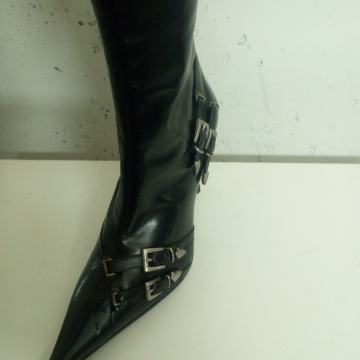 Ženske  čizme nove prirodna koža brendirane