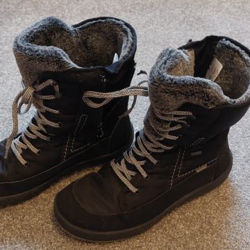 ŽENSKE ČIZME/ BUCNE - SUPER PRILIKA