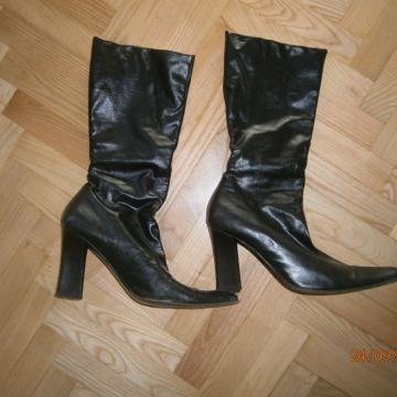 Ženske  čizme, vel. 39