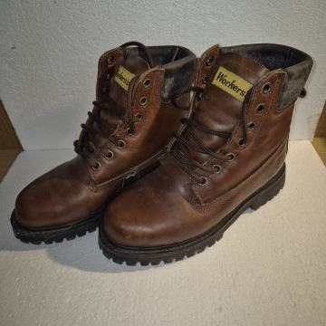 Ženske čizme Workers br. 40