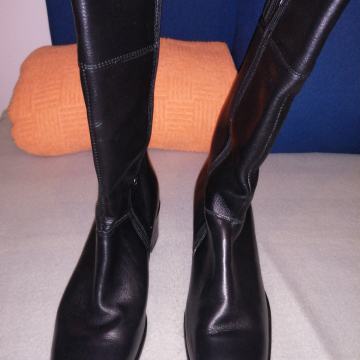 Ženske čižmice br. 42 Nove